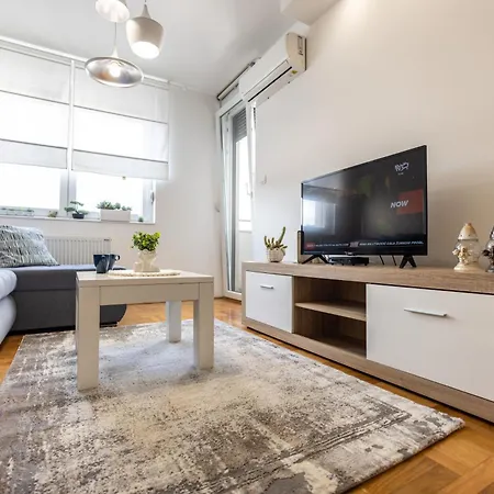 Hemera Apartment